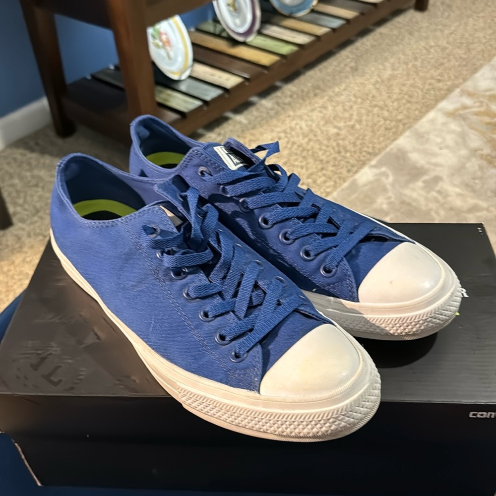 Converse All Star Chuck Taylors II size 11